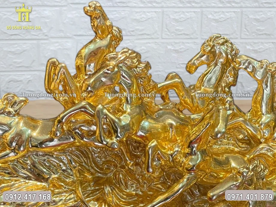 Mỗi con ngựa có một dáng vẻ khác nhau, vô cùng sinh động